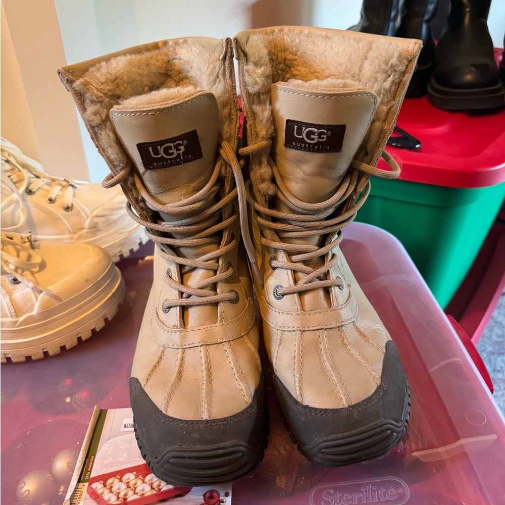 Ugg winter boots